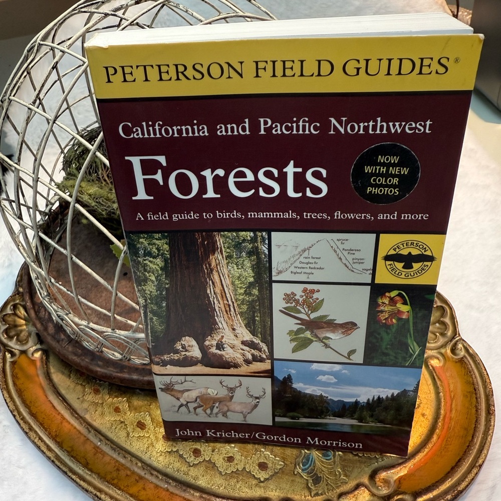Peterson Field Guides Forests CA & Northwest Book Excellent used condition